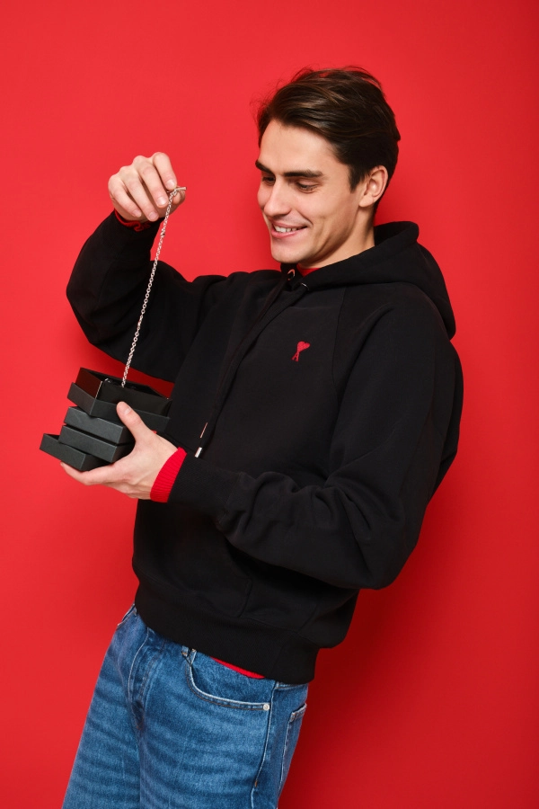 ЧТО ДАРИТЬ МУЖЧИНЕ В НОВЫЙ ГОД? СОВЕТЫ НАШЕЙ МОДНОЙ КОМАНДЫ!