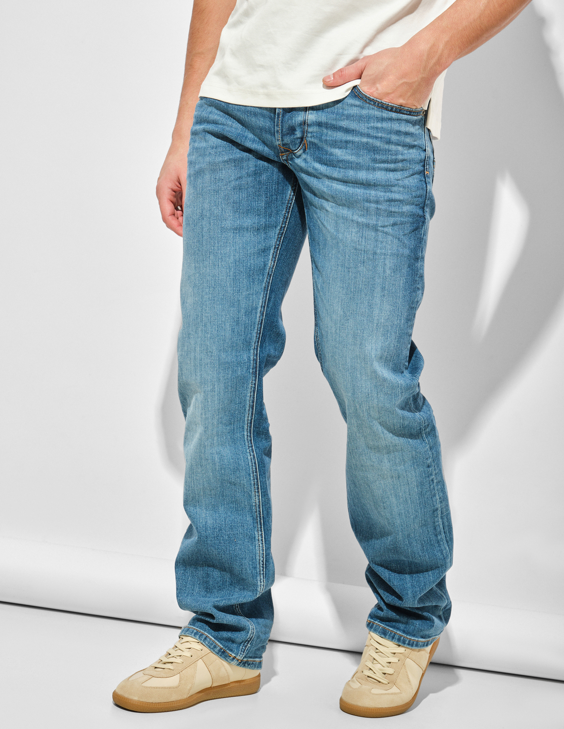 Синие прямые джинсы REGULAR JEANS 1985 LARKEE 0KIAL Diesel | Фото 2